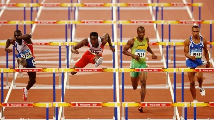 皇马新草坪首秀！伯纳乌迎战塞尔塔，顶级草皮能否助力球队延续辉煌？